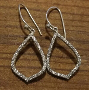 ✨ Sparkling Sterling Silver Teardrop Dangle Earrings ✨